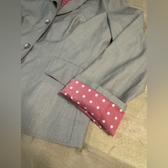 Kate Hill Women's Beige Blazer with Polka Dot Lining - Picture 3 of 13